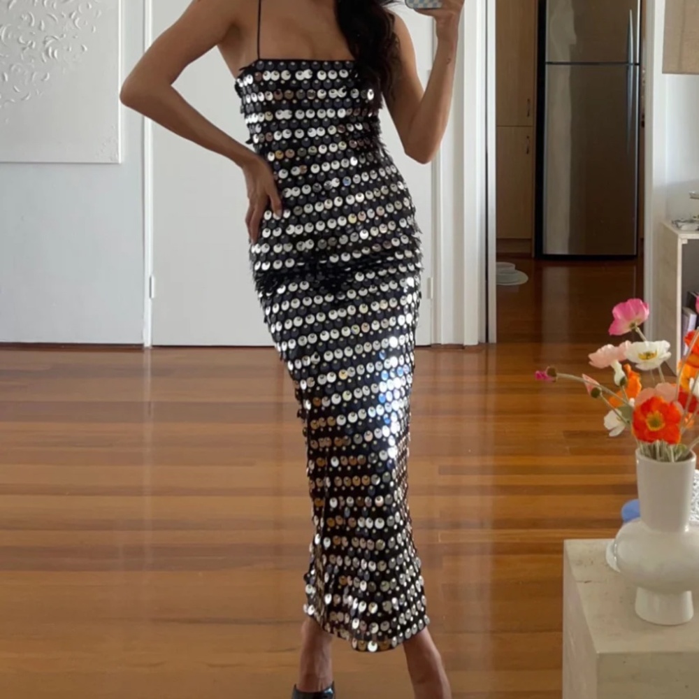 RUNAWAY THE LABEL: LACANZA MIDI DRESS - BLACK